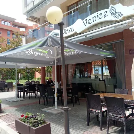 Апартаменты Sea View & *