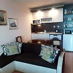 Апартаменты Sea View & *