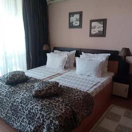 Sea View & Beach Apartment