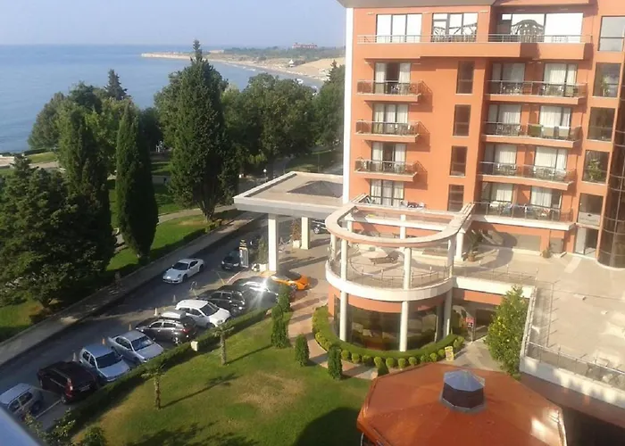 Sea View & Apartment *