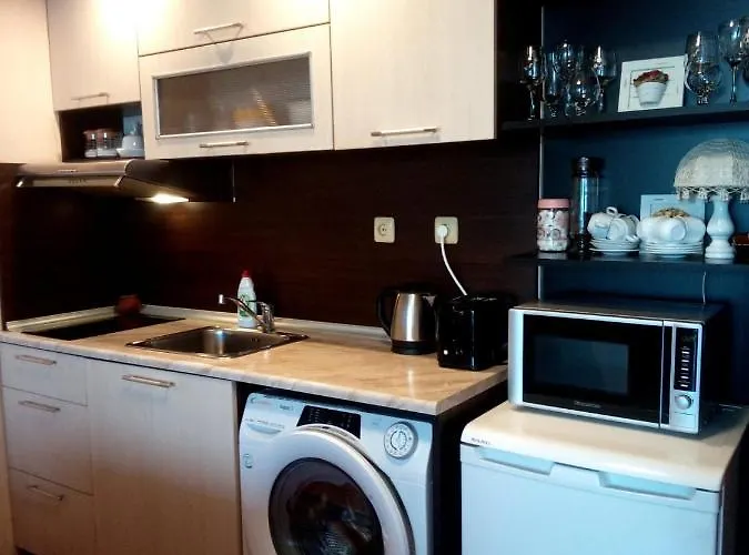 Sea View & Apartment *