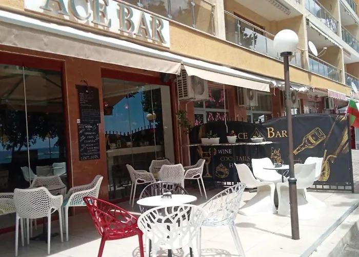 Sea View & نيسيبار