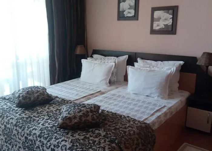 Sea View & * نيسيبار